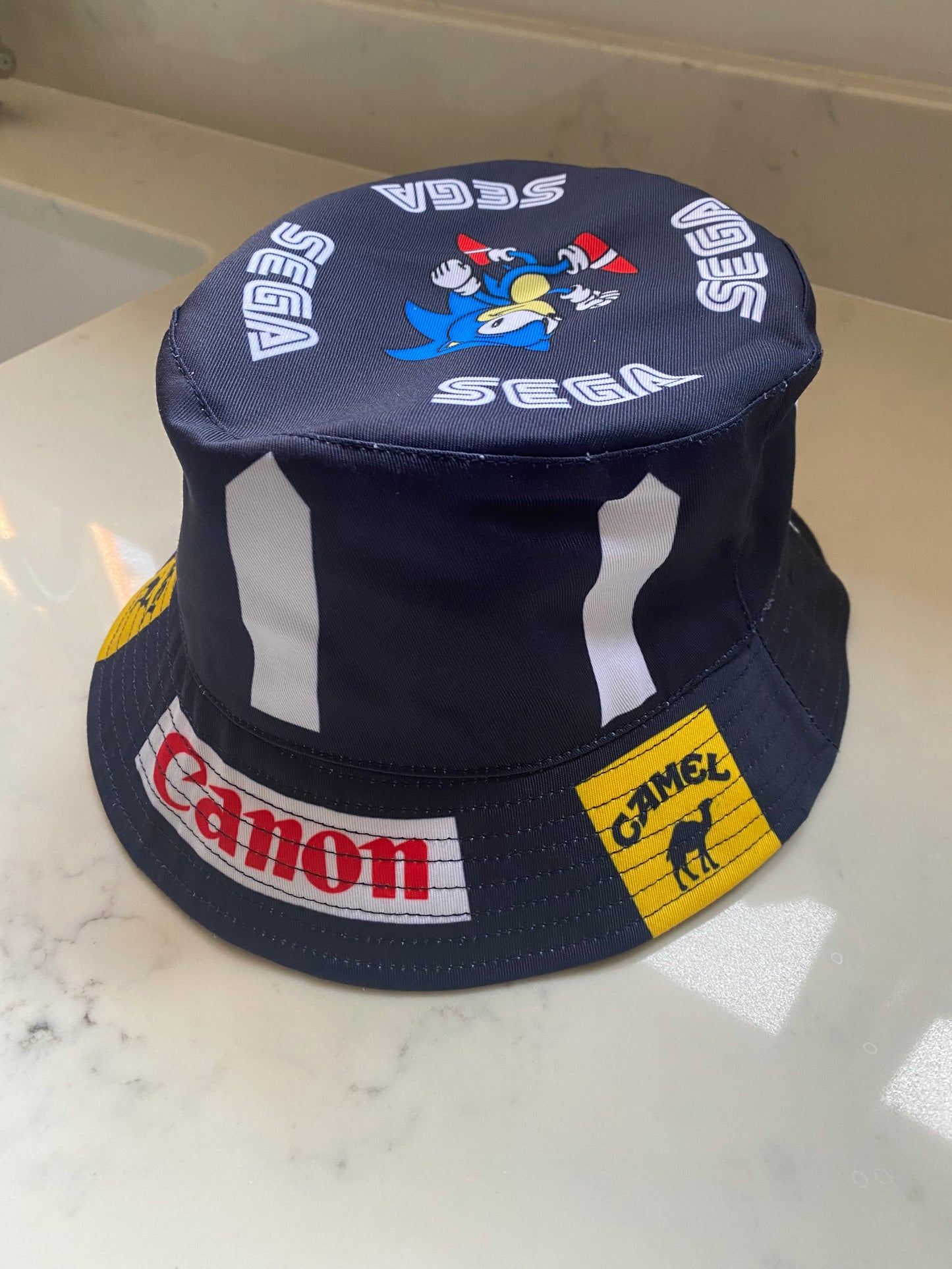 Damon Hill Retro F1 Helmet Bucket Hat